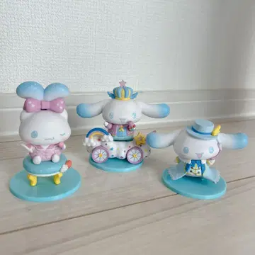 시나모롤 해피 복권 피규어 아이돌 룩북