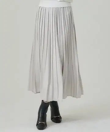 12TwelveAgenda 브라이트 새틴 플리츠 스커트