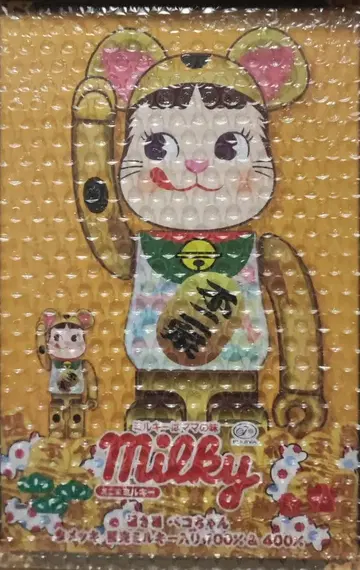 BE@RBRICK 마네키네코 페코짱 금 도금 100% & 400%