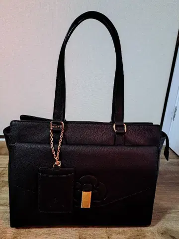 CLATHAS 블랙 토트백 체인 포함