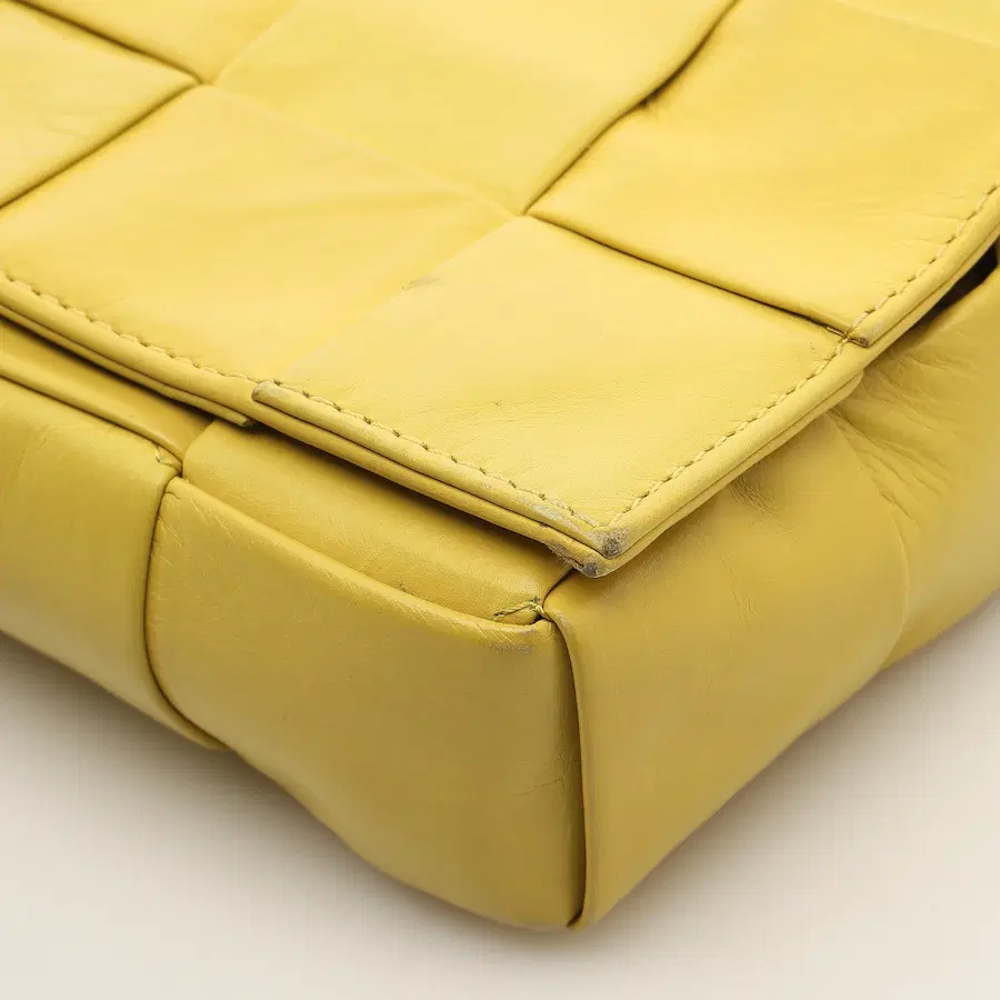 宝缇嘉（Bottega Veneta）Stretch Cassette包