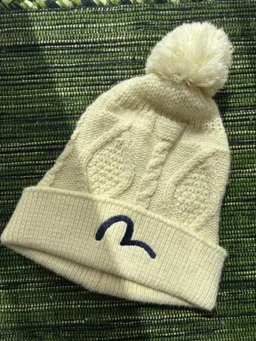 에비수 니트 모자