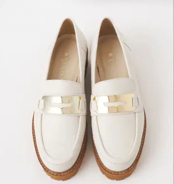 [ 새상품급 ] DIANA 다이애나 플랫슈즈