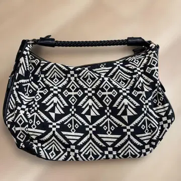 파피요네 기하학 패턴 숄더백
