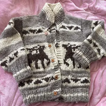 [최고급] 캐나다제 손뜨개질 카우친 스웨터 퓨어 울 100% 메이플 버튼