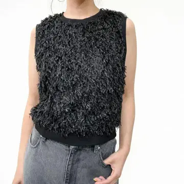 CLOCHE 페더 베스트 블랙 복슬복슬 베스트 트렌드 레이어드