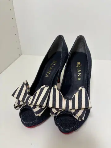 DIANA 데님 오픈토 펌프스