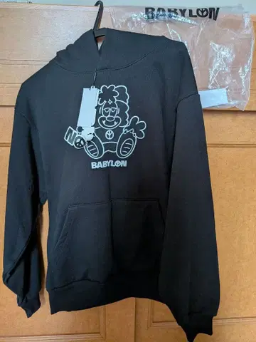 BABYLON 캐릭터 그래픽 후드티