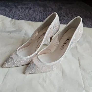 DIANA 자수 하이힐