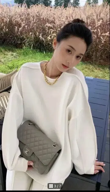 DIANA VOLUME SLEEVE DESIGN TOPS