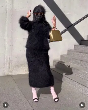 sorm'86 초대 고릴라 니트 스커트