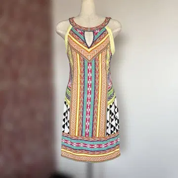 헤일밥 개성 있는 기하학 패턴 슬리브리스 원피스