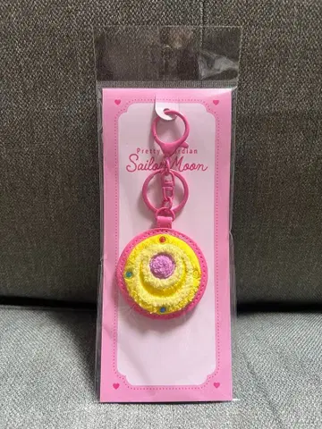 세일러문 사가 자수 키링 변신 브로치