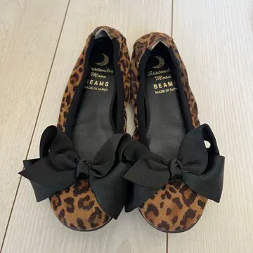 [새상품급] 빔즈 레오파드 무늬 발레 슈즈 23cm