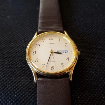 [ 작동품 ] CASIO 카시오 MQ-516 골드 데이데이트 가죽 벨트