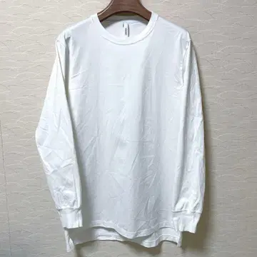 [새상품급] ATTACHMENT 코튼 크루넥 긴팔 티셔츠 사이즈 1