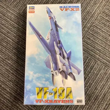 마크로스 VF-19A 프라모델