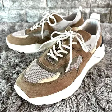 새상품급 D.A.T.E. 데이트 FUGA 가죽 스니커즈 통굽 23.5