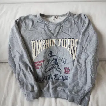 80s 한신 타이거즈 맨투맨 그레이 샤프 산업