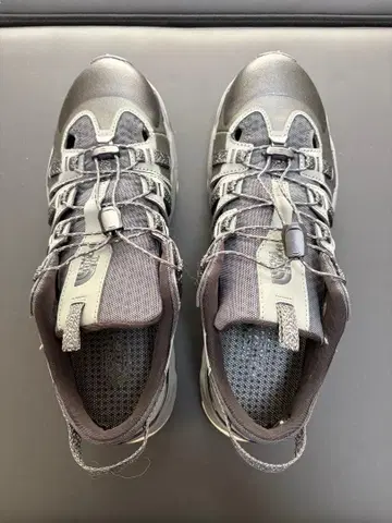 더 노스페이스 아웃도어 신발 그레이