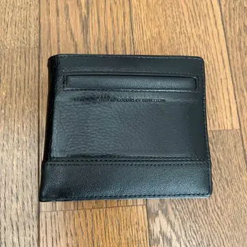 BENETTON 이단 접이식 지갑 블랙