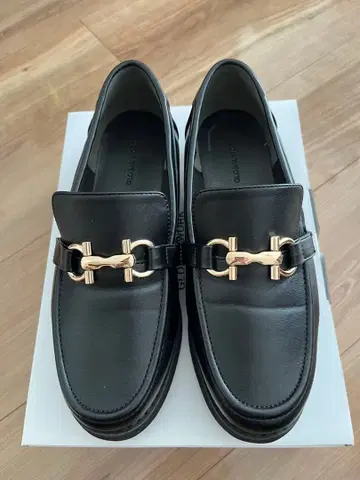 GLOBAL WORK 에어카루 통굽 로퍼