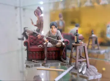 제일복권 진격의 거인 ~자유로의 진격~] 한지 리바이 피규어