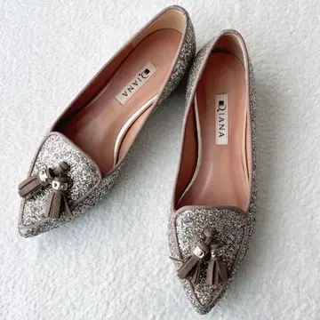 새상품급 DIANA 다이애나 글리터 태슬 장식 펌프스 23.0cm