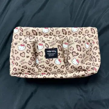 헬로키티 시마무라 레오파드 무늬 칸막이 포함 보관 케이스
