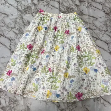 아나텔리어 리버티 프린트 일마 꽃무늬 플레어 스커트 36
