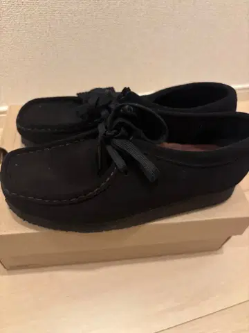 CLARKS ORIGINALS 블랙 로퍼
