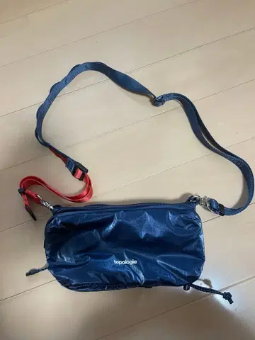 topologie Bottle Sacoche 네이비 스트랩 포함