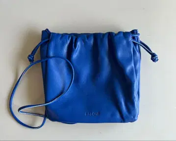 [새상품급] ESLOW/에스로 파랑 드로우 스트링 숄더백