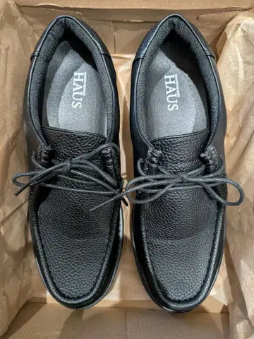 HAUS 블랙 가죽 로퍼