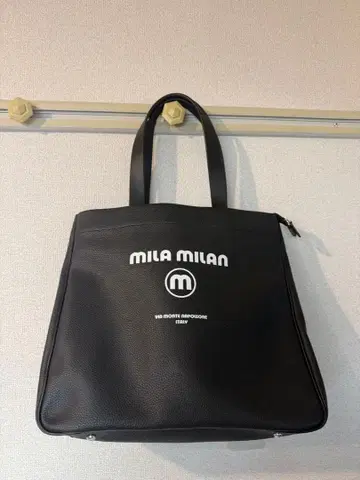 [ MILA MILAN ] 미사용 새상품 숄더 토트백 B4 사이즈