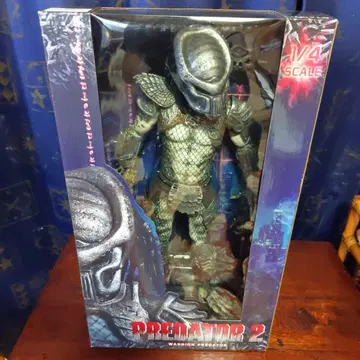 NECA 프레데터 2 워리어 크리처 1/4 스케일 피규어