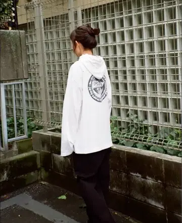 HOLIDAY SUPER FINE DRY DAMAGE L/S HOODIE