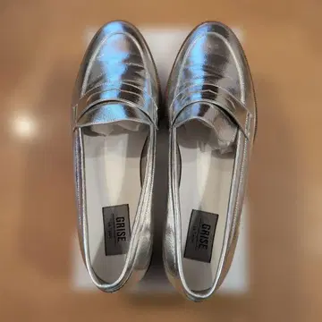 LeTalonGRISE 실버 로퍼 통굽 25.5