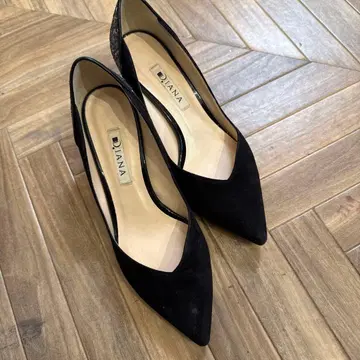 Diana 블랙 스틸레토 하이힐