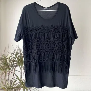 ZUCCA 자수 T셔츠