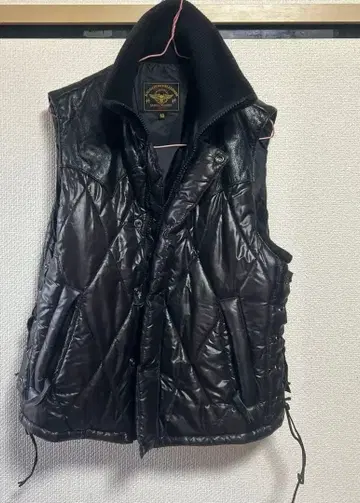 다운풍 니트 베스트