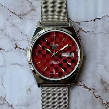 세이코 5 오버홀 완료 데이데이트 자동 빈티지 70S 레드