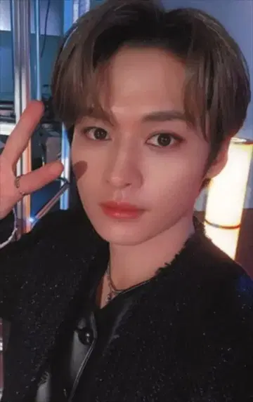 StrayKids SonyMusic LD LeeKnow THE SOUND