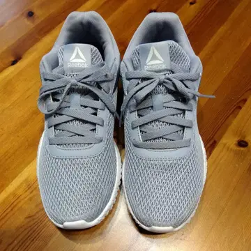 Reebok FLEXAGON 그레이 스니커즈