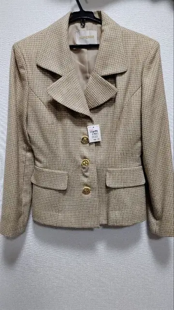 SUPERBE 베이지 하운드투스 패턴 자켓과 스커트 세트
