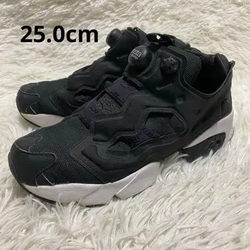 리복 인스타펌프 퓨리 OG 블랙/화이트