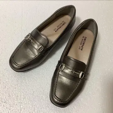 [ 새상품급 ] ALPHACUBIC 로퍼