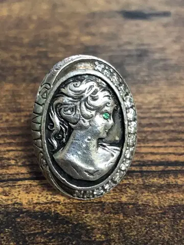 SAINTS 실버 반지 고데스&에메랄드 마리아 약 21호