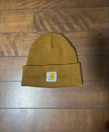 Carhartt 브라운 니트 모자