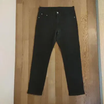 톰 포드 블랙 스키니 데님